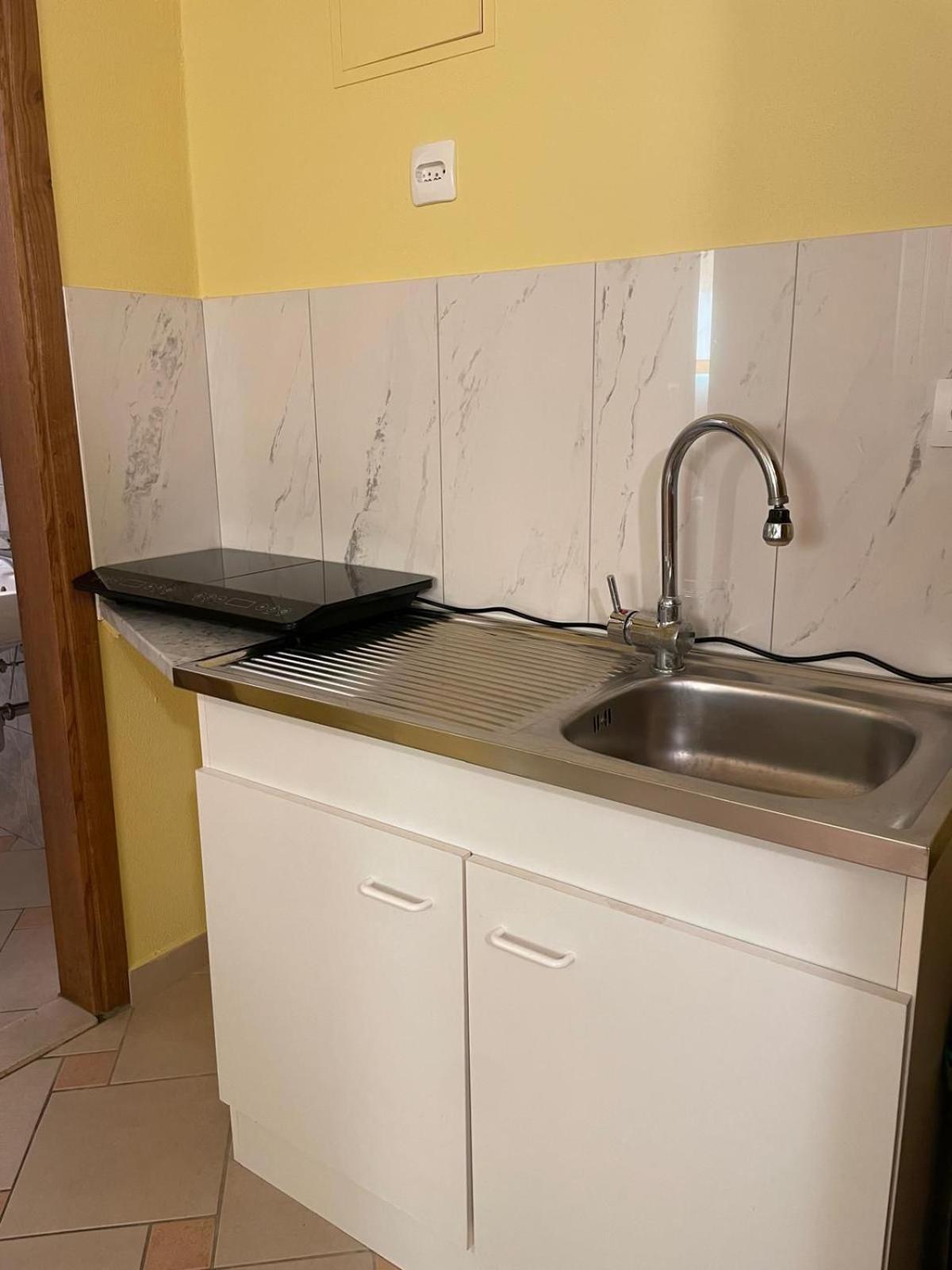 Apartaments Remi Starigrad Paklenica Exteriér fotografie